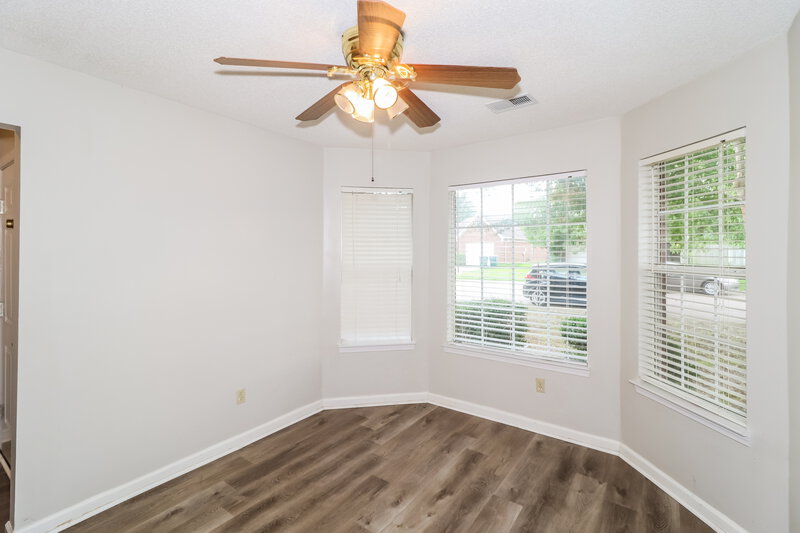 1,850/Mo, 5892 Alexandria Ln Southaven, MS 38671 Dining Room View