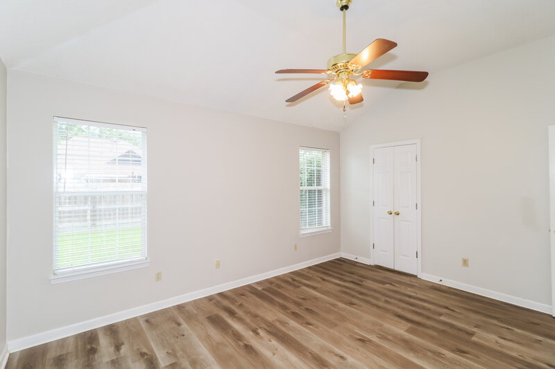 1,850/Mo, 5892 Alexandria Ln Southaven, MS 38671 Main Bedroom View