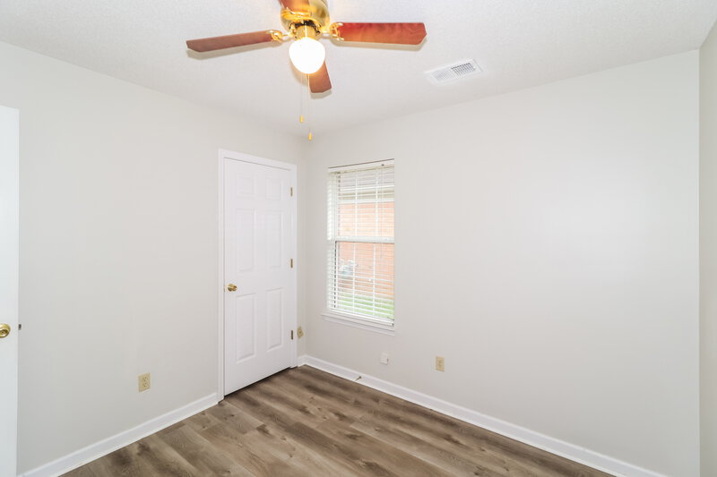 1,850/Mo, 5892 Alexandria Ln Southaven, MS 38671 Bedroom View