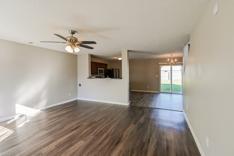 1,745/Mo, 10048 Chariden Dr Cordova, TN 38016 Living Room View 2