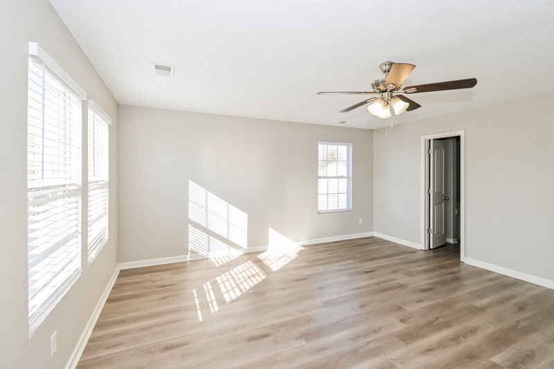 1,745/Mo, 10048 Chariden Dr Cordova, TN 38016 Main Bedroom View