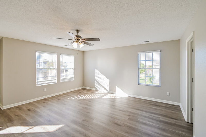 1,745/Mo, 10048 Chariden Dr Cordova, TN 38016 Main Bedroom View 2