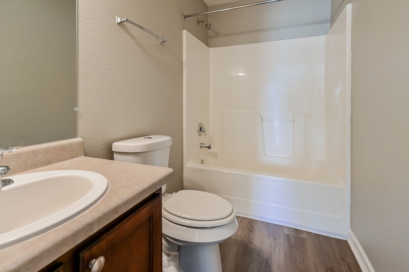 1,745/Mo, 10048 Chariden Dr Cordova, TN 38016 Bathroom View