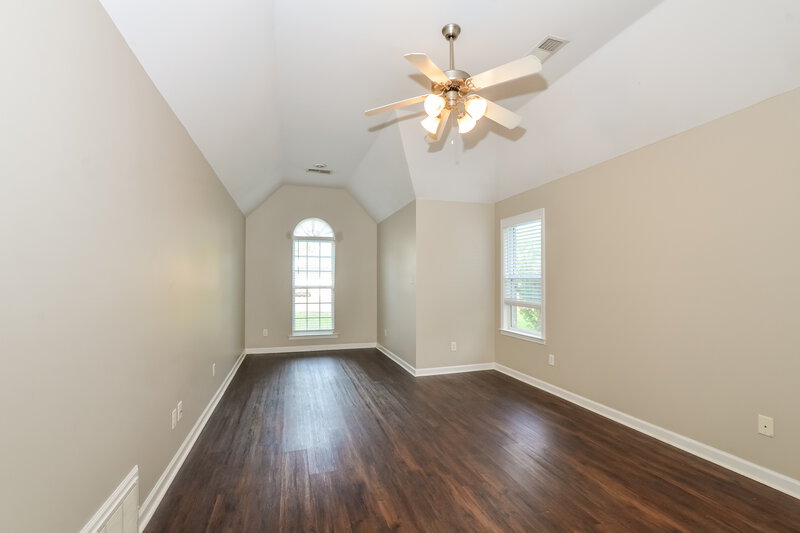 1,925/Mo, 5837 Stonewall Dr Olive Branch, MS 38654 Main Bedroom View