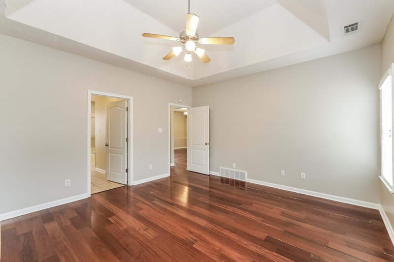 2,360/Mo, 10221 Carly Dr Lakeland, TN 38002 Main Bedroom View 2