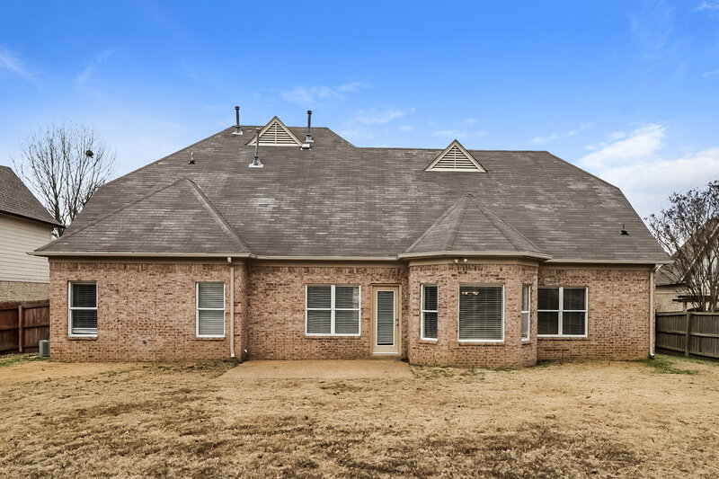 2,360/Mo, 10221 Carly Dr Lakeland, TN 38002 Rear View