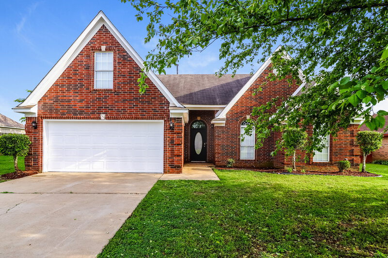 1,815/Mo, 4237 Ravenwood Park W Horn Lake, MS 38637 External View