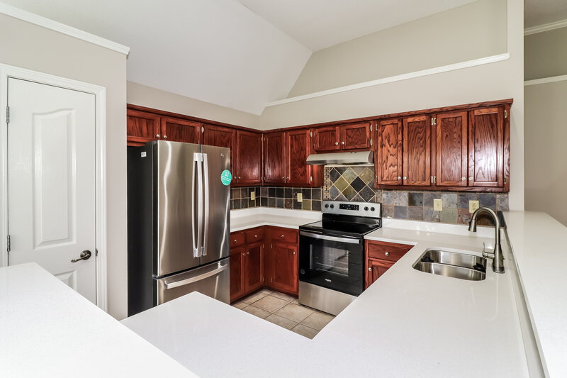 1,815/Mo, 4237 Ravenwood Park W Horn Lake, MS 38637 Kitchen View