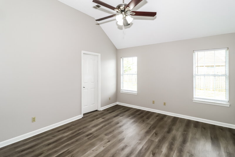 1,815/Mo, 4237 Ravenwood Park W Horn Lake, MS 38637 Main Bedroom View