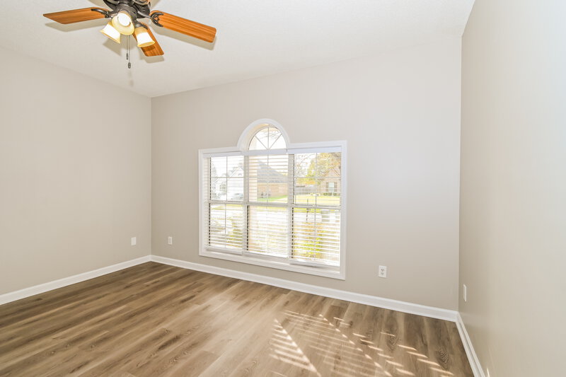 2,195/Mo, 7170 Arcastle Loop W Southaven, MS 38671 Bedroom View 4