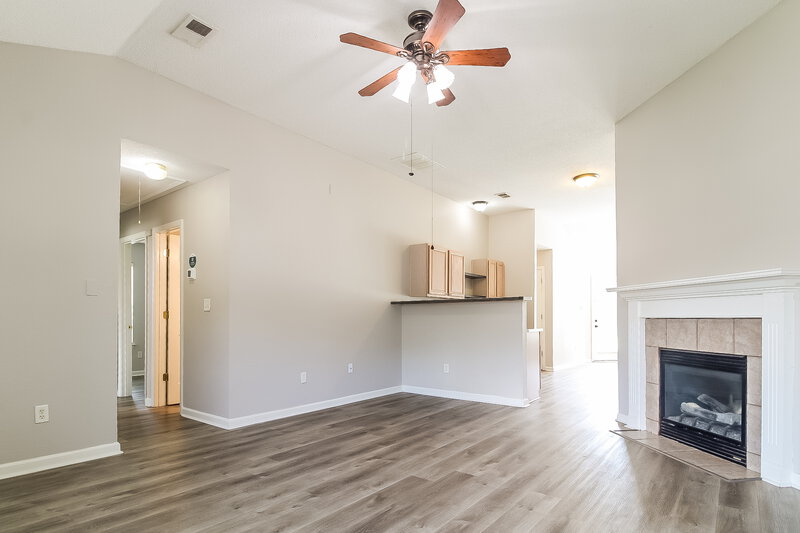 2,630/Mo, 70 Oakland Woods Cv Oakland, TN 38060 Living Room View 2