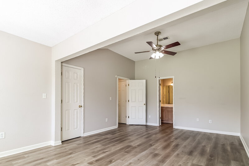 2,630/Mo, 70 Oakland Woods Cv Oakland, TN 38060 Main Bedroom View 2