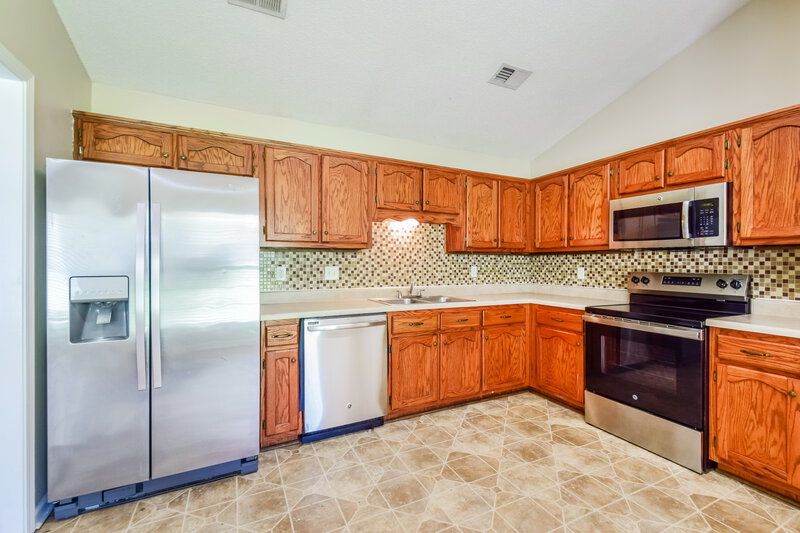 1,765/Mo, 8035 Park Pike Dr Southaven, MS 38671 Kitchen View 3
