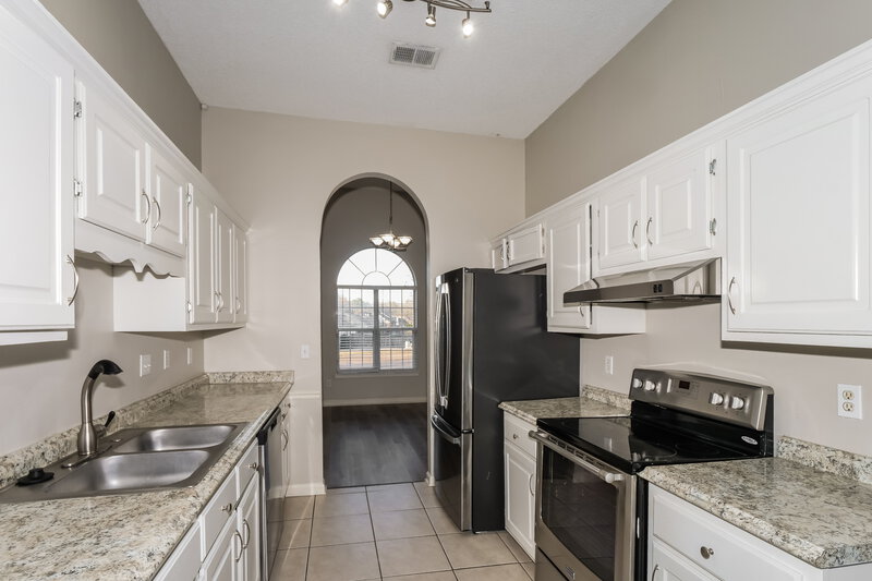 2,095/Mo, 7643 Shadow Hills Dr Arlington, TN 38002 Kitchen View
