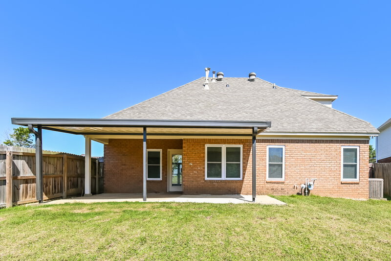 1,930/Mo, 1325 Pendulum Dr N Hernando, MS 38632 Rear View