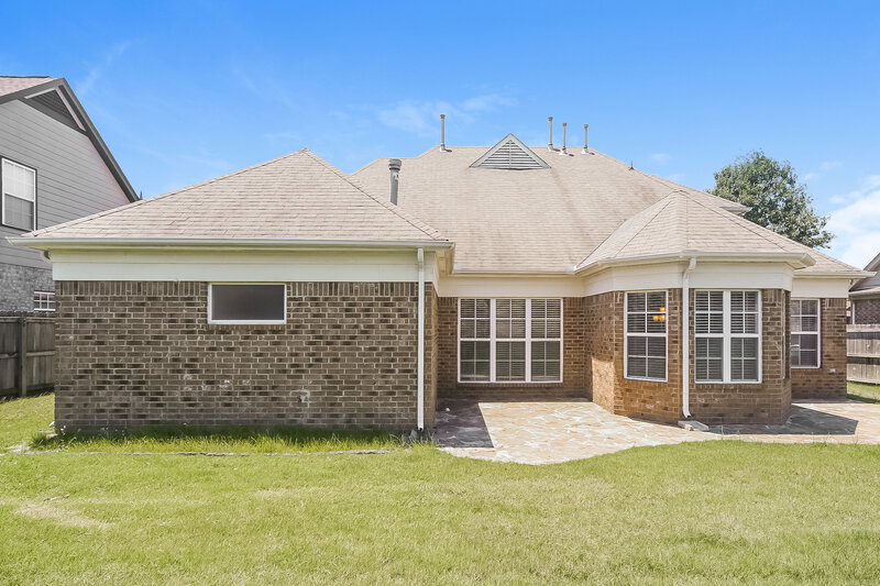 3,760/Mo, 7066 Windswept Ln Olive Branch, MS 38654 Rear View