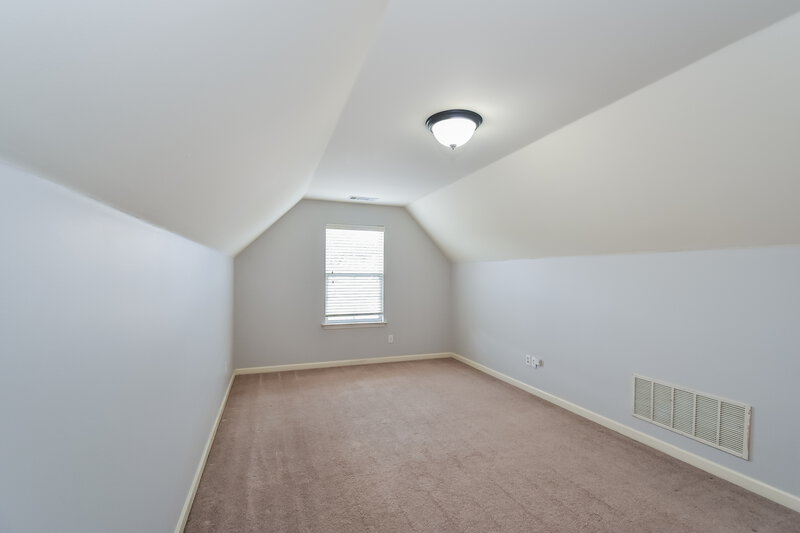 1,910/Mo, 2665 Cherry Tree Dr Southaven, MS 38672 Bonus Room View