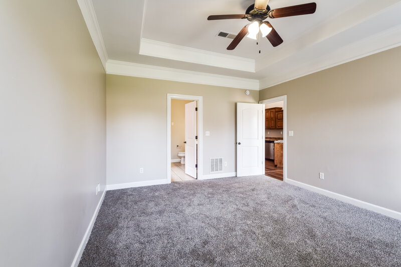 2,220/Mo, 4378 Bloombury St Southaven, MS 38672 Main Bedroom View 2