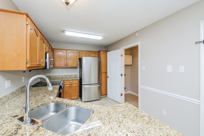 1,885/Mo, 9823 Dogwood Ct E Olive Branch, MS 38654 Kitchen View