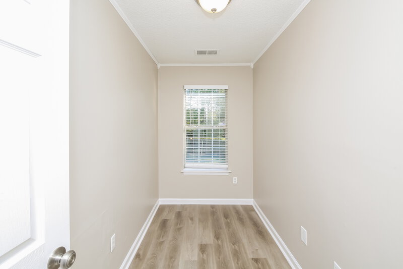 1,885/Mo, 9823 Dogwood Ct E Olive Branch, MS 38654 Office View