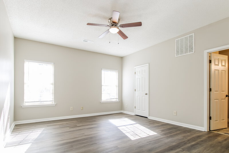 2,030/Mo, 9287 Loganberry Ln Cordova, TN 38016 Main Bedroom View