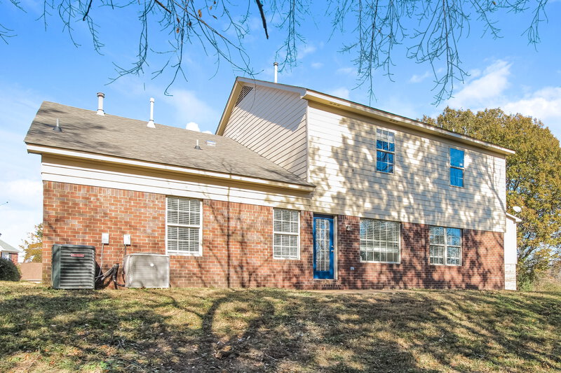 2,030/Mo, 9287 Loganberry Ln Cordova, TN 38016 Rear View