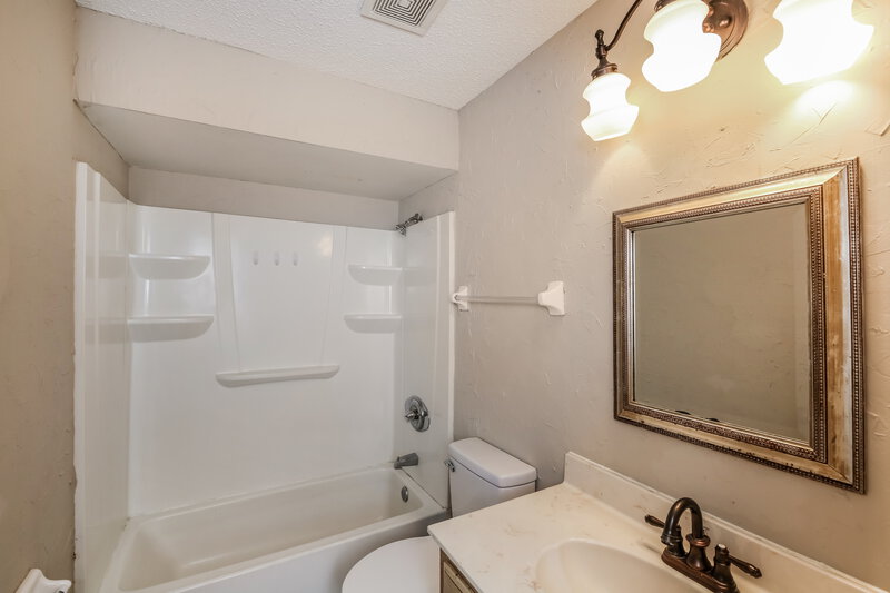 1,770/Mo, 867 Rutland Dr Southaven, MS 38671 Bathroom View