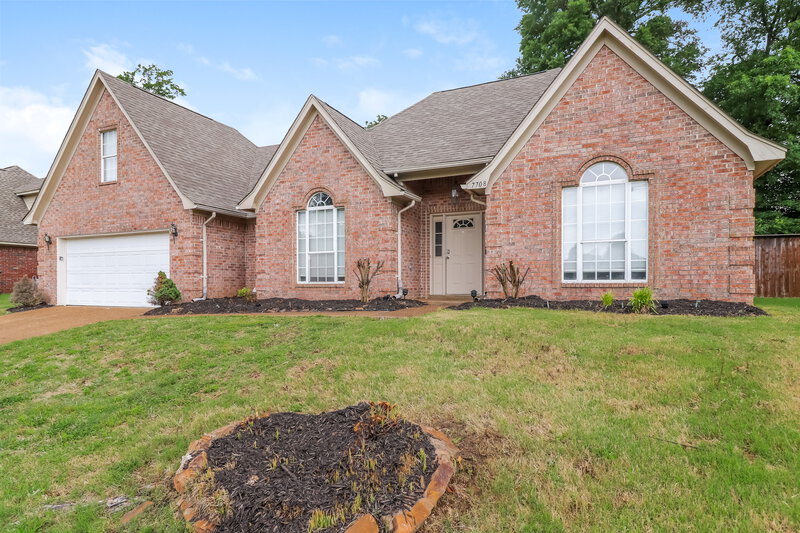 1,925/Mo, 7708 Shadow View Cv Arlington, TN 38002 Front View