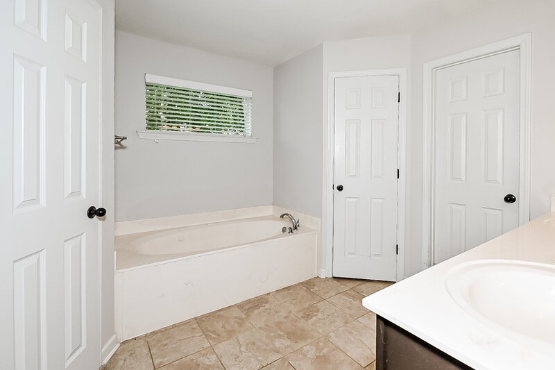 3,550/Mo, 9171 Tahoe Dr Olive Branch, MS 38654 Bathroom View