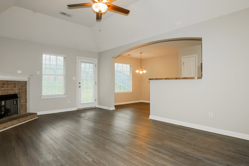 1,710/Mo, 1481 Lawson Dr Cordova, TN 38016 Living Room View