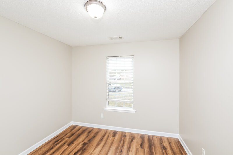 1,825/Mo, 355 Village Dr Oakland, TN 38060 Bedroom View 3