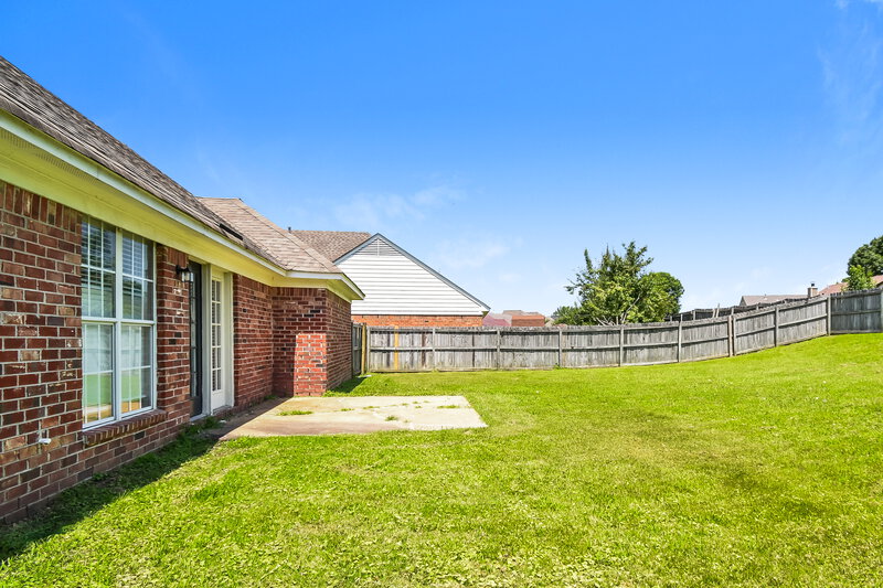 1,675/Mo, 4298 Edmonton St Horn Lake, MS 38637 Rear View