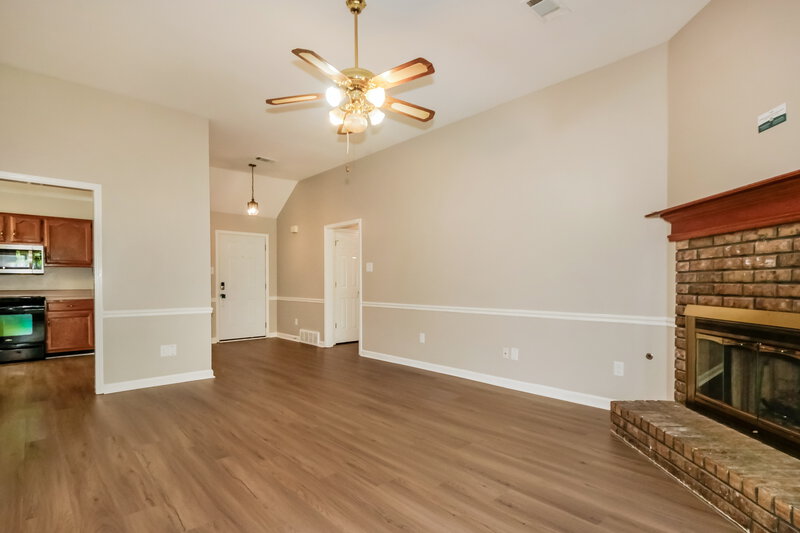 1,835/Mo, 7481 Gingerhill Ln Bartlett, TN 38133 Living Room View
