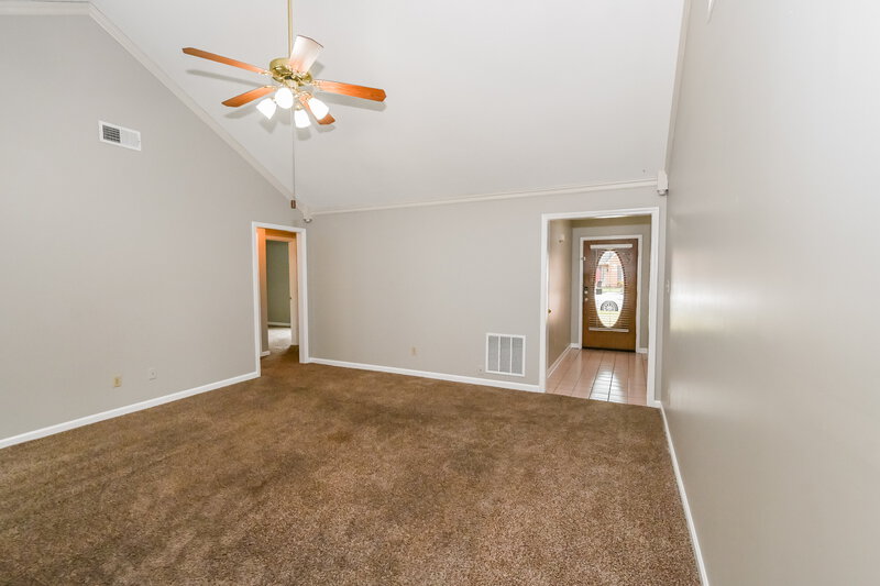 1,855/Mo, 7869 Tankard Dr Memphis, TN 38125 Living Room View