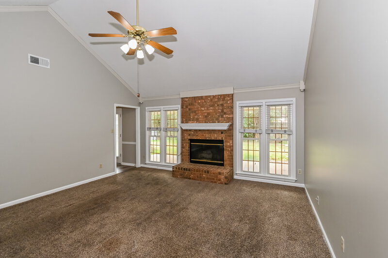 1,855/Mo, 7869 Tankard Dr Memphis, TN 38125 Living Room View 3