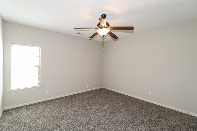 1,835/Mo, 4260 Markston Dr Southaven, MS 38672 Main Bedroom View 2