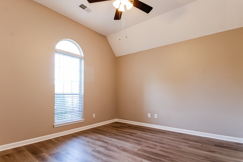 2,045/Mo, 8124 Inverness Cv Southaven, MS 38672 Bedroom View 2