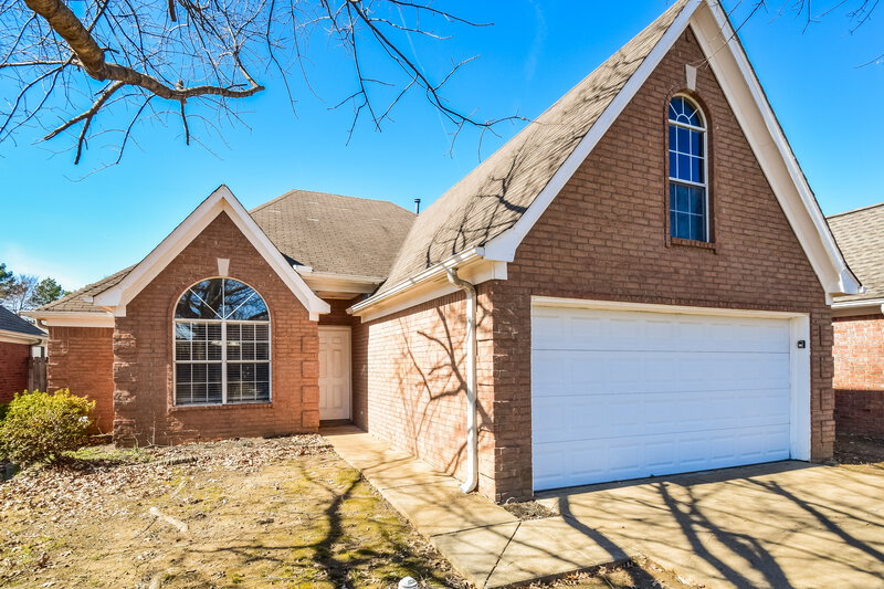 1,755/Mo, 8363 Cross Point Dr Olive Branch, MS 38654 Front View