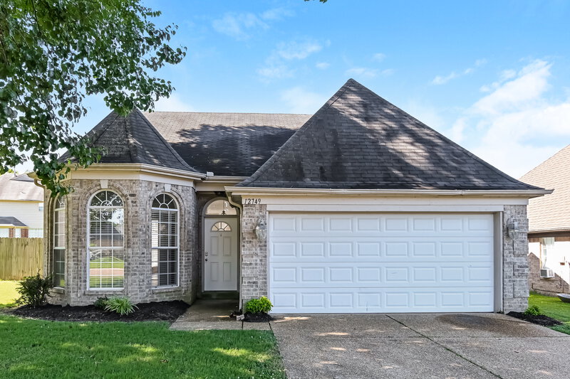 2,080/Mo, 12749 Fox Hunter Dr Olive Branch, MS 38654 External View