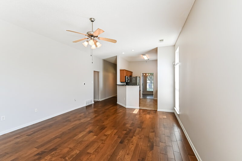 2,080/Mo, 12749 Fox Hunter Dr Olive Branch, MS 38654 Living Room View 3