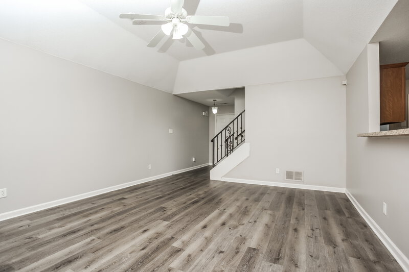2,140/Mo, 8347 Wild Dune Ln Arlington, TN 38002 Living Room View 2
