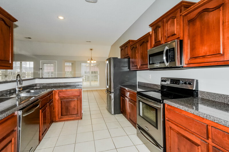 1,910/Mo, 2885 Rutherford Dr Southaven, MS 38672 Kitchen View