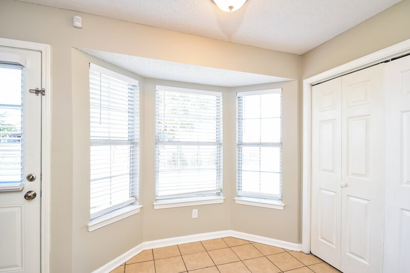 1,425/Mo, 7061 Foxhall Dr Horn Lake, MS 38637 Dining Room View