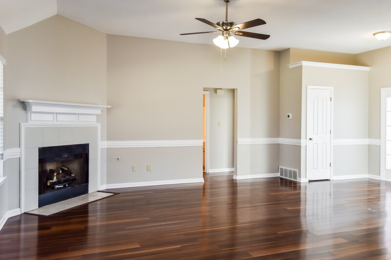 2,225/Mo, 2102 Heather Rdg Southaven, MS 38672 Living Room View 2