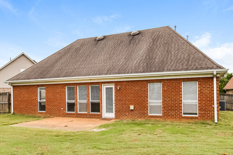 1,930/Mo, 2746 Lizzie Cv Southaven, MS 38672 Rear View 2