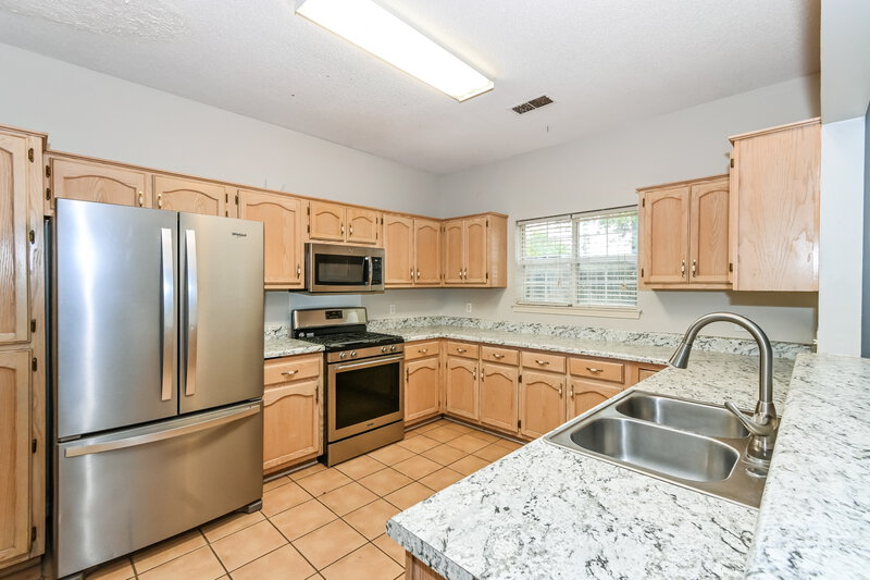 1,690/Mo, 6290 McClendon Cir Olive Branch, MS 38654 Kitchen View