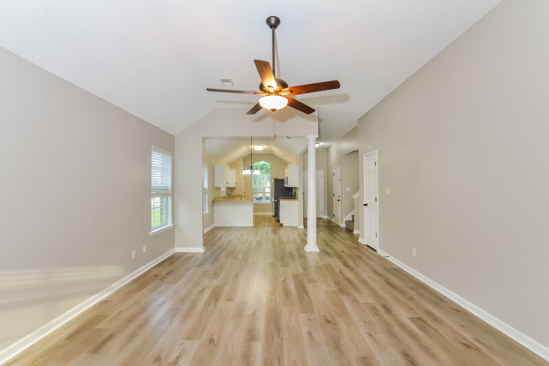 1,805/Mo, 7895 Ridgedale Dr Olive Branch, MS 38654 Living Room View 2