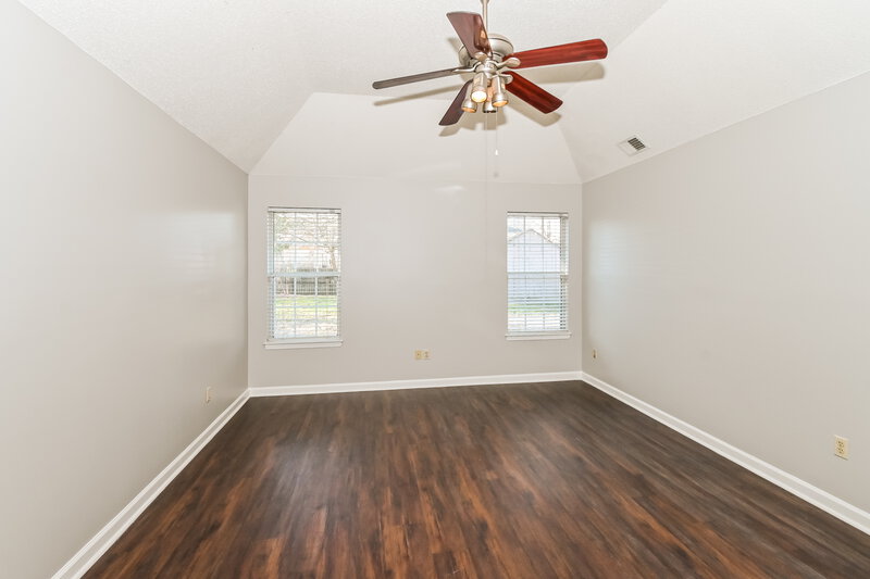 2,105/Mo, 2353 Heather Rdg Southaven, MS 38672 Main Bedroom View