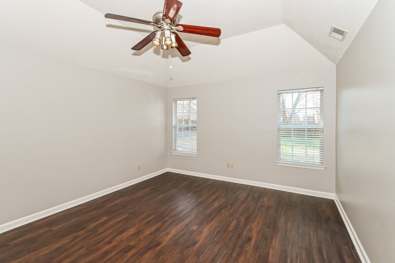 2,105/Mo, 2353 Heather Rdg Southaven, MS 38672 Main Bedroom View 2