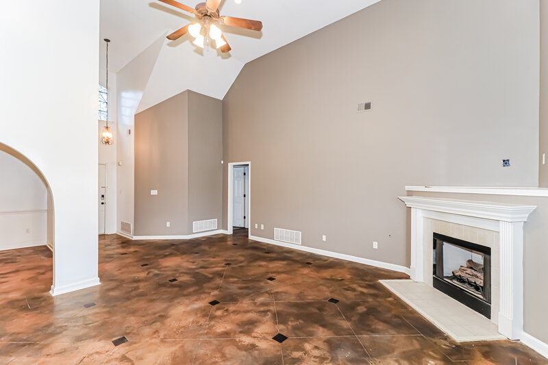 2,280/Mo, 5432 Milton Ridge Dr Arlington, TN 38002 Living Room View